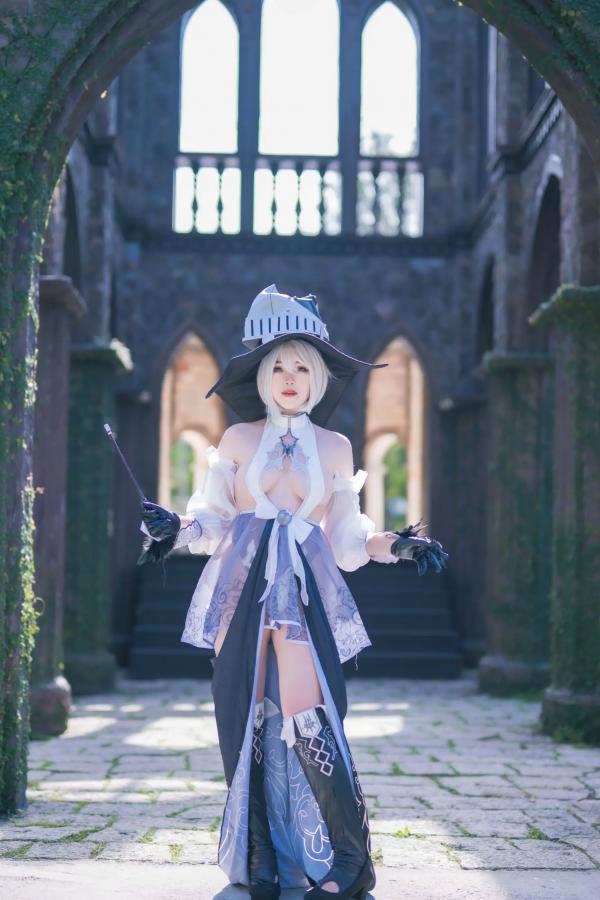    Hatori Sama Baltimore Finish Cosplay二次元主题合集：性感女仆、华丽礼服与飒爽制服诱惑，极品视觉盛宴[63P]第9张图片