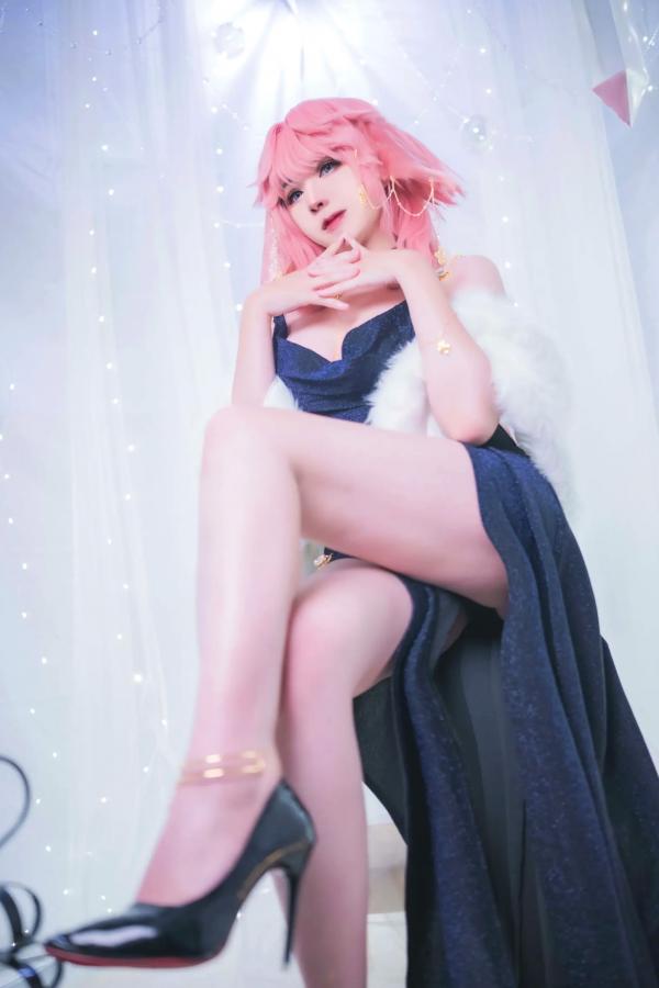    Hatori Sama Baltimore Finish Cosplay二次元主题合集：性感女仆、华丽礼服与飒爽制服诱惑，极品视觉盛宴[63P]第30张图片