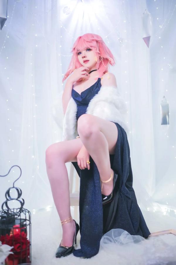    Hatori Sama Baltimore Finish Cosplay二次元主题合集：性感女仆、华丽礼服与飒爽制服诱惑，极品视觉盛宴[63P]第31张图片