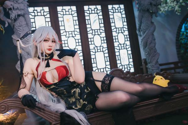    Zyra秋 碧蓝航线埃吉尔COS写真：古风旗袍黑丝诱惑，深度还原经典角色[63P]第17张图片