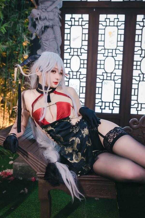    Zyra秋 碧蓝航线埃吉尔COS写真：古风旗袍黑丝诱惑，深度还原经典角色[63P]第18张图片