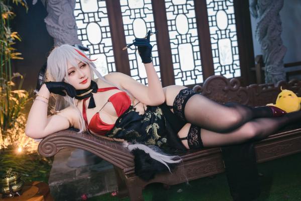    Zyra秋 碧蓝航线埃吉尔COS写真：古风旗袍黑丝诱惑，深度还原经典角色[63P]第24张图片