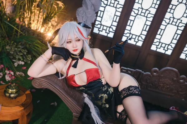    Zyra秋 碧蓝航线埃吉尔COS写真：古风旗袍黑丝诱惑，深度还原经典角色[63P]第27张图片