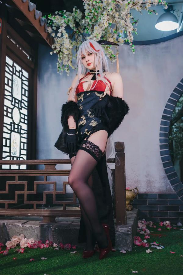   Zyra秋 碧蓝航线埃吉尔COS写真：古风旗袍黑丝诱惑，深度还原经典角色[63P]第42张图片