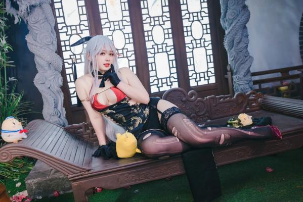    Zyra秋 碧蓝航线埃吉尔COS写真：古风旗袍黑丝诱惑，深度还原经典角色[63P]第63张图片