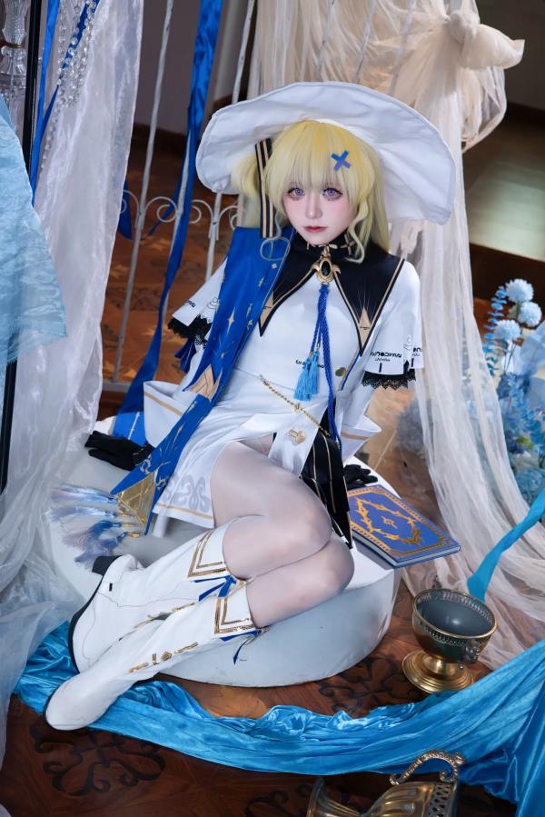    双木扶苏 菲比精美Cosplay写真：奇幻魔法少女二次元礼堂演绎 [33P]第9张图片