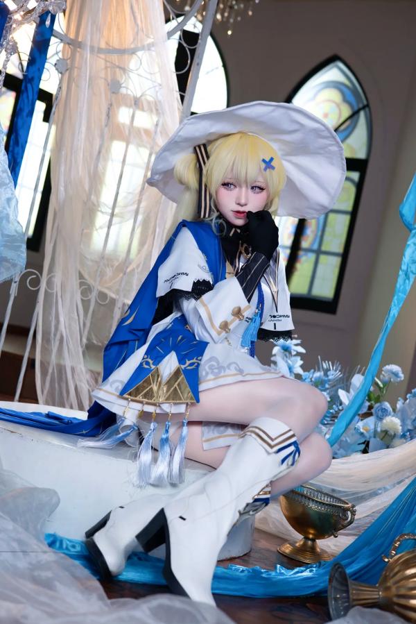    双木扶苏 菲比精美Cosplay写真：奇幻魔法少女二次元礼堂演绎 [33P]第10张图片