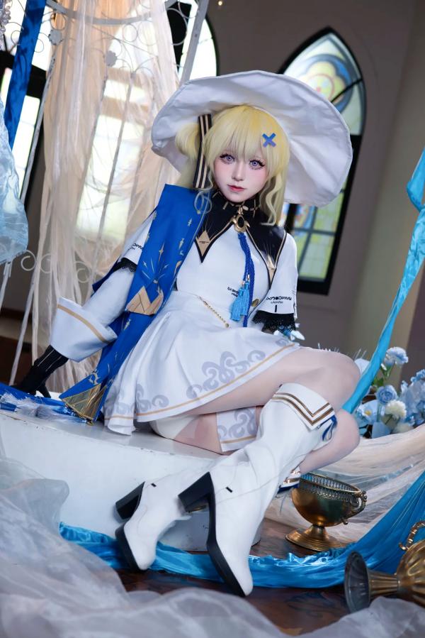    双木扶苏 菲比精美Cosplay写真：奇幻魔法少女二次元礼堂演绎 [33P]第11张图片