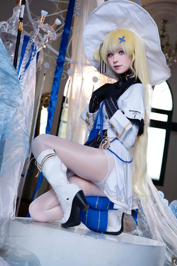    双木扶苏 菲比精美Cosplay写真：奇幻魔法少女二次元礼堂演绎 [33P]第18张图片