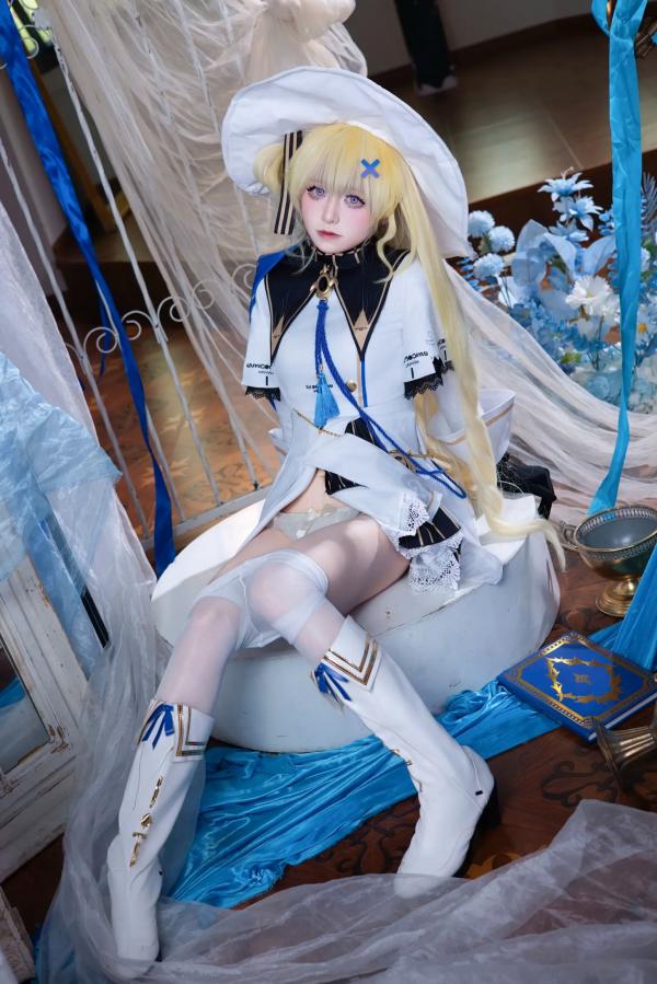    双木扶苏 菲比精美Cosplay写真：奇幻魔法少女二次元礼堂演绎 [33P]第22张图片