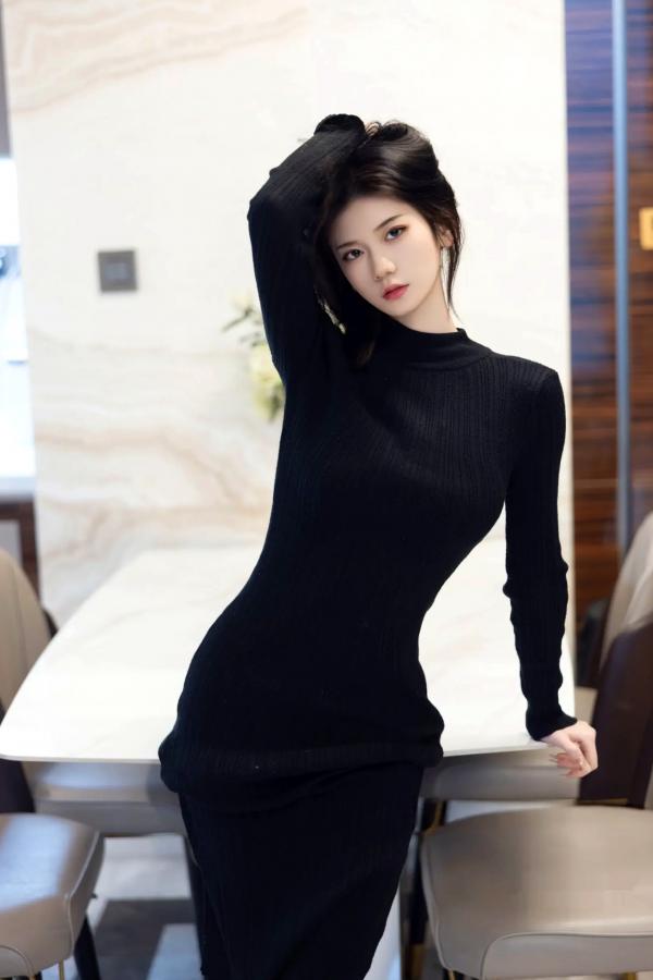    赵语嫣Baby黑色连衣裙私房照，气质御女冷艳出镜，黑丝美腿尽显迷人魅力[97P]第5张图片