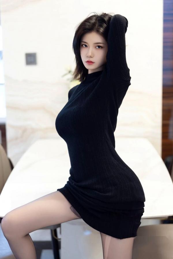    赵语嫣Baby黑色连衣裙私房照，气质御女冷艳出镜，黑丝美腿尽显迷人魅力[97P]第14张图片