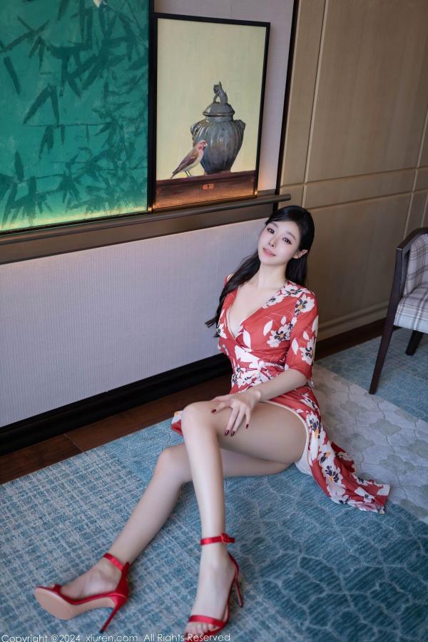    XiuRen秀人网-9270-小逗逗-红色印花和服诱惑，钻石链装饰私房大尺度美图，绝美身姿性感唯美写真第9张图片