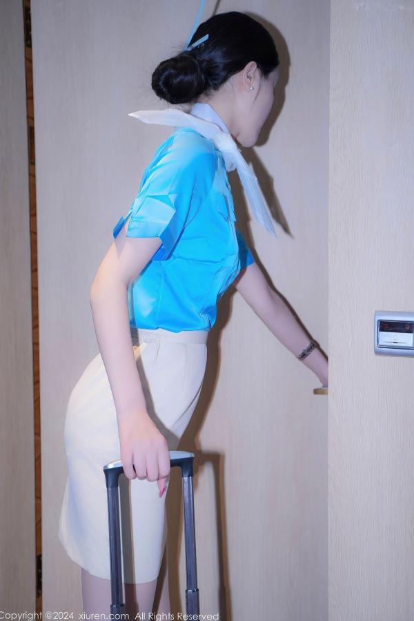    秀人网9269-Erikaki：天蓝色空姐制服诱惑，室内私房绝美长腿丝袜写真第8张图片
