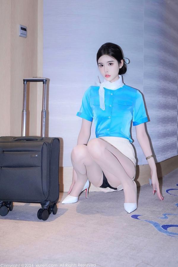    秀人网9269-Erikaki：天蓝色空姐制服诱惑，室内私房绝美长腿丝袜写真第12张图片