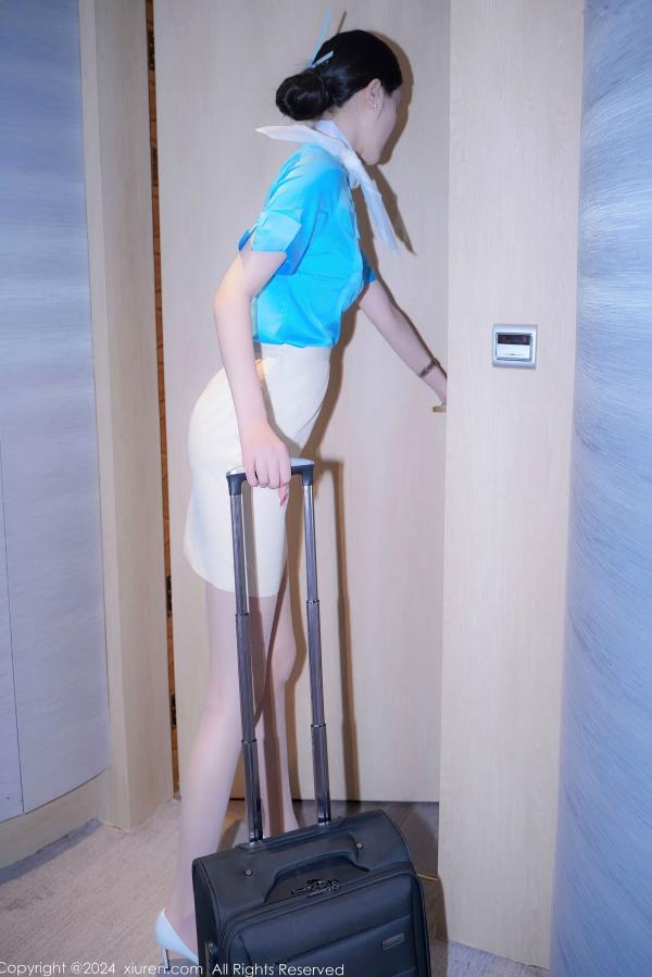    秀人网9269-Erikaki：天蓝色空姐制服诱惑，室内私房绝美长腿丝袜写真第13张图片