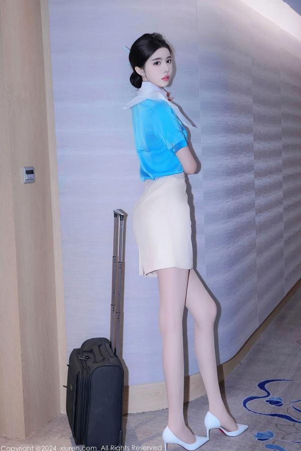    秀人网9269-Erikaki：天蓝色空姐制服诱惑，室内私房绝美长腿丝袜写真第15张图片