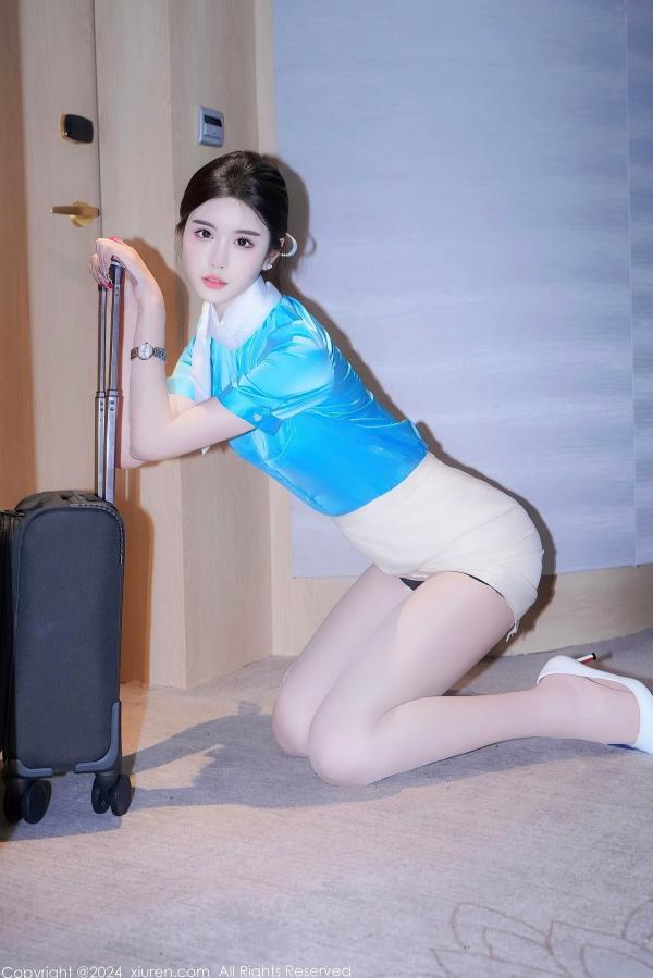    秀人网9269-Erikaki：天蓝色空姐制服诱惑，室内私房绝美长腿丝袜写真第18张图片