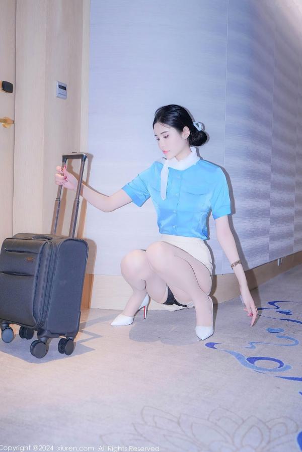    秀人网9269-Erikaki：天蓝色空姐制服诱惑，室内私房绝美长腿丝袜写真第20张图片