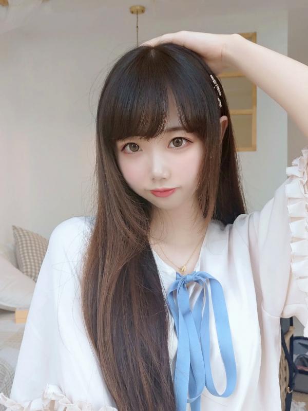    Cos小姐姐雪琪清新私房写真：娇俏少女裸足特写，足控福利治愈系美图 [50P]第3张图片