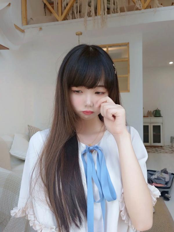    Cos小姐姐雪琪清新私房写真：娇俏少女裸足特写，足控福利治愈系美图 [50P]第4张图片