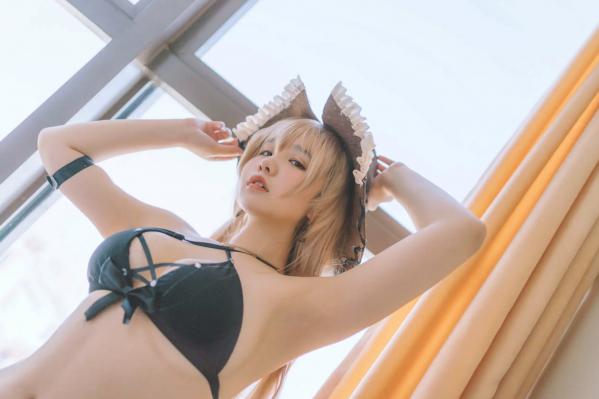    阿半今天很开心 - 碧蓝航线让巴尔泳装Cosplay，清纯甜美与性感比基尼私房照，展现极致诱惑魅力 [20P]第20张图片