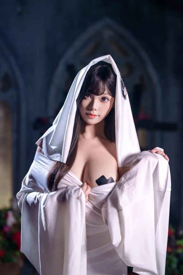    《蜜汁猫裘 - 幽灵娘修女角色扮演，哥特暗黑风性感私房大尺度写真 [66P]》第21张图片