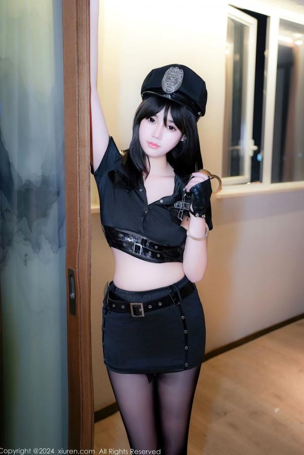    秀人网-9253-姚若兮vay-绝美警花制服诱惑，黑丝长腿尽显傲人身材，2024.10.09无圣光大尺度写真第3张图片