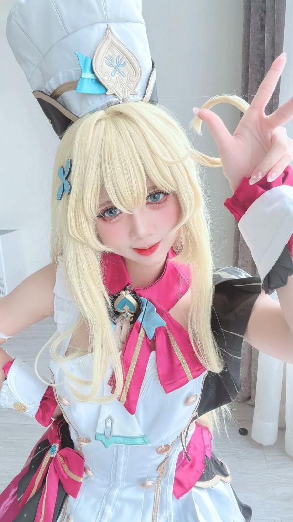    PoppaChan - Escoffier Cosplay大尺度私房写真，精致金发厨娘角色扮演，高颜值萝莉诱惑第11张图片