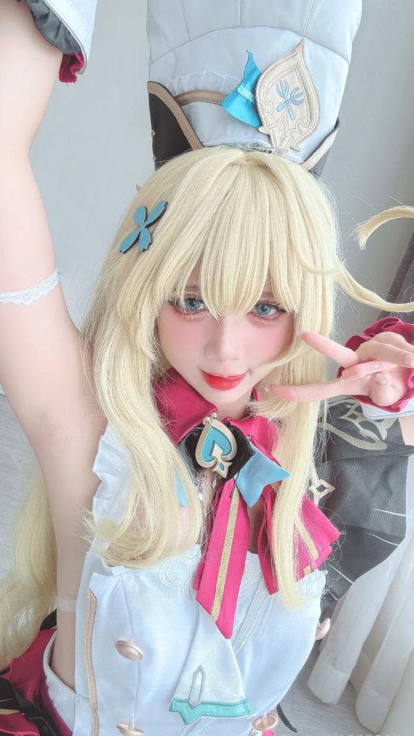    PoppaChan - Escoffier Cosplay大尺度私房写真，精致金发厨娘角色扮演，高颜值萝莉诱惑第13张图片