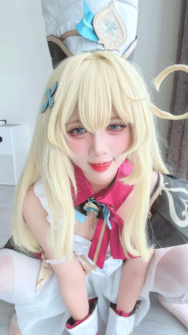   PoppaChan - Escoffier Cosplay大尺度私房写真，精致金发厨娘角色扮演，高颜值萝莉诱惑第21张图片