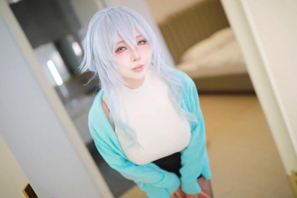    上杉绘梨落 - 深冬雪乃：精致动漫角色扮演，私房居家性感丝袜诱惑写真第22张图片