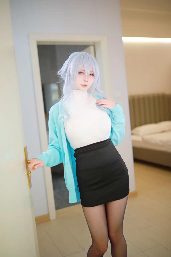    上杉绘梨落 - 深冬雪乃：精致动漫角色扮演，私房居家性感丝袜诱惑写真第27张图片