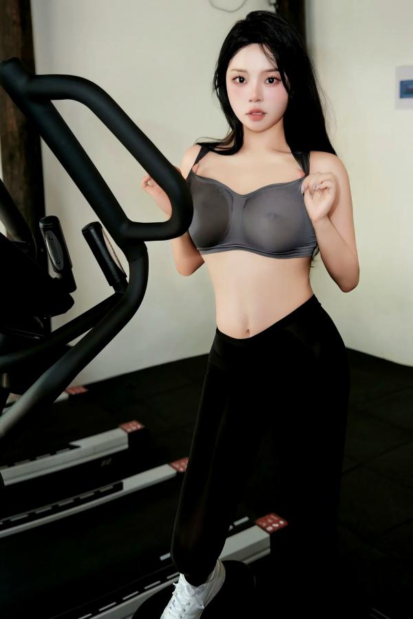    麦田 - 健身房中的故事：健身房极致诱惑，紧身瑜伽服尽显火辣诱人曲线第57张图片