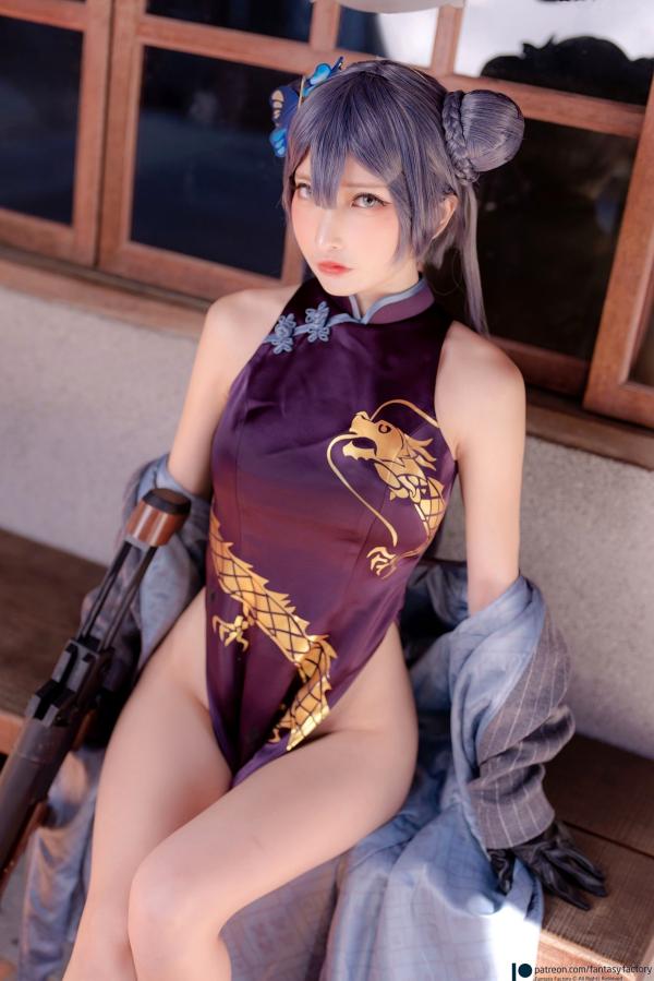    Fantasy-Factory-小丁Ding《蔚蓝档案》妃咲Cosplay，冷艳御姐旗袍街拍，山海经统帅的霸气与性感造型展示第20张图片