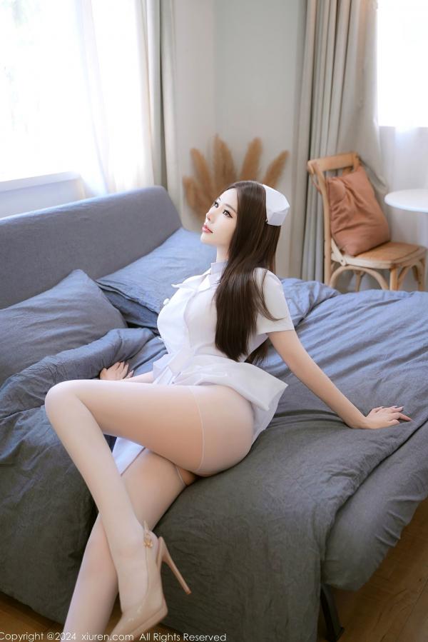   [秀人网] 金允珍呐：极致诱惑白色护士制服与透视白丝，唯美私房摄影套图（2024.09.20）第7张图片