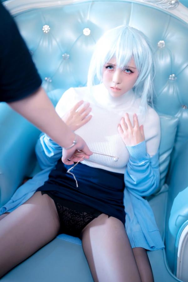    上杉绘梨落 - 雪女角色扮演浴室高清写真，蓝发黑丝高跟尽显诱惑私房魅力 [48P]第10张图片
