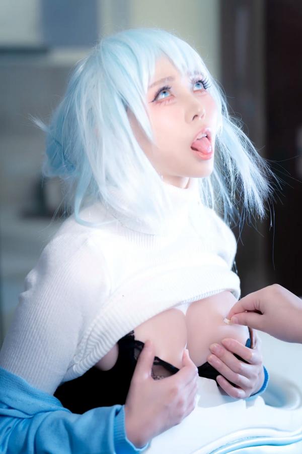    上杉绘梨落 - 雪女角色扮演浴室高清写真，蓝发黑丝高跟尽显诱惑私房魅力 [48P]第30张图片