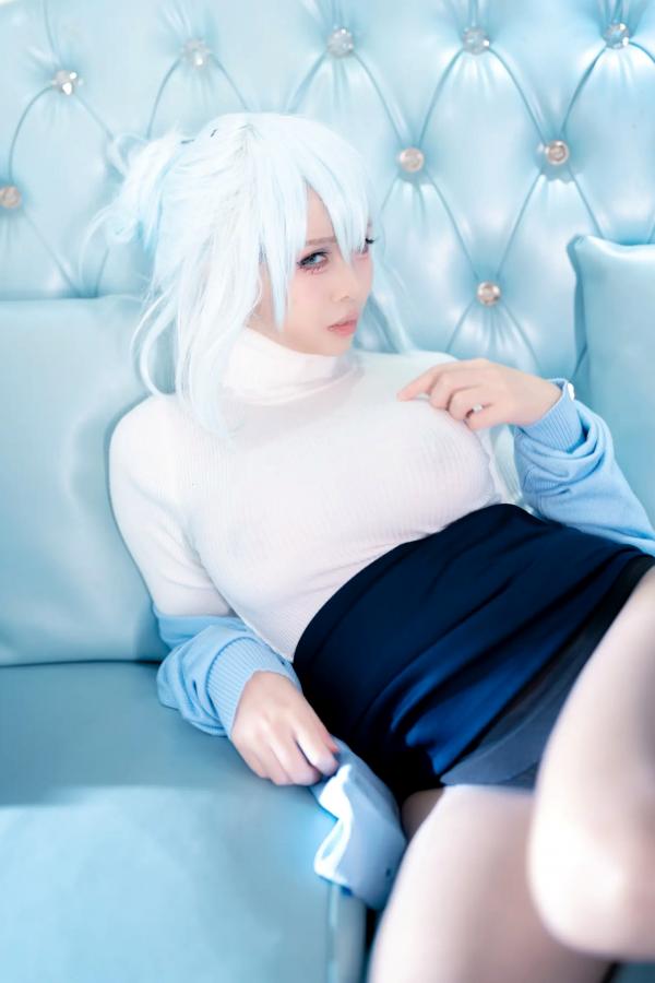   上杉绘梨落 - 雪女角色扮演浴室高清写真，蓝发黑丝高跟尽显诱惑私房魅力 [48P]第39张图片
