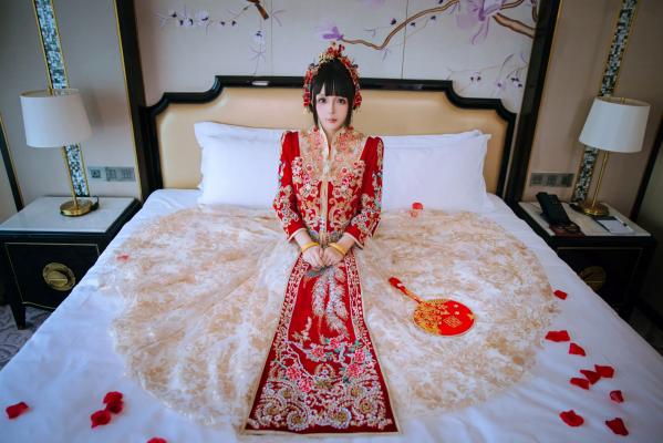    日奈娇 - 洞房花烛，唯美古风角色扮演私房摄影，绝美红装内衣诱惑，极品性感视觉盛宴 [180P]第21张图片