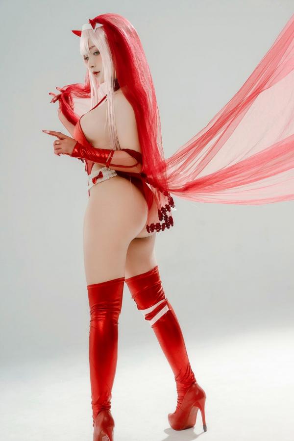    Sayo-Momo-《情迷弗兰克斯》零二Cosplay-性感红色婚纱私房-诱惑角色扮演第3张图片