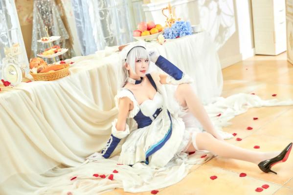    源纱希喵喵喵 x 犹大Yuta - 碧蓝航线贝尔法斯特COSPLAY高清写真，双姝演绎唯美女仆风情，精致妆造，带来极致二次元盛宴第19张图片