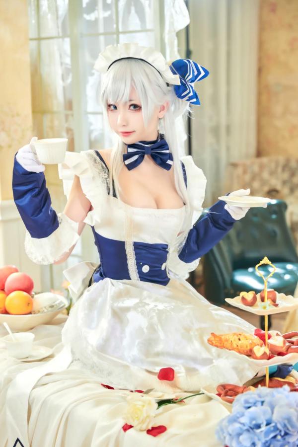    源纱希喵喵喵 x 犹大Yuta - 碧蓝航线贝尔法斯特COSPLAY高清写真，双姝演绎唯美女仆风情，精致妆造，带来极致二次元盛宴第26张图片
