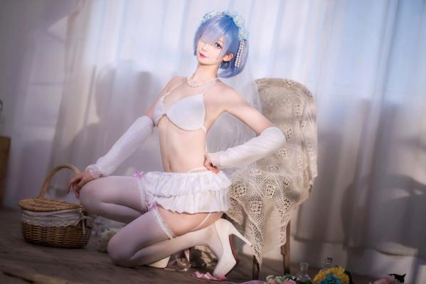    封疆疆v 蕾姆花嫁COS，二次元动漫游戏角色，纯白蕾丝内衣私房照，梦幻唯美，气质动人[26P]第4张图片