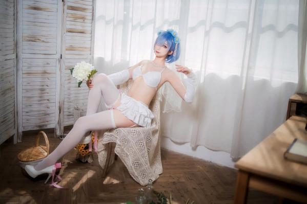    封疆疆v 蕾姆花嫁COS，二次元动漫游戏角色，纯白蕾丝内衣私房照，梦幻唯美，气质动人[26P]第9张图片