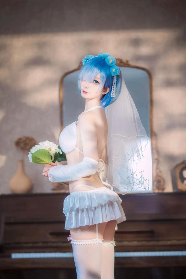    封疆疆v 蕾姆花嫁COS，二次元动漫游戏角色，纯白蕾丝内衣私房照，梦幻唯美，气质动人[26P]第26张图片
