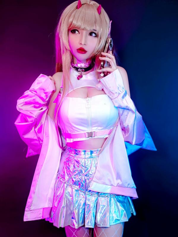    Potato-Godzilla-Viper-NIKKE二次元赛博朋克风Cosplay，绝美女神角色扮演，私房写真霓虹灯下尽显性感火辣诱惑第2张图片