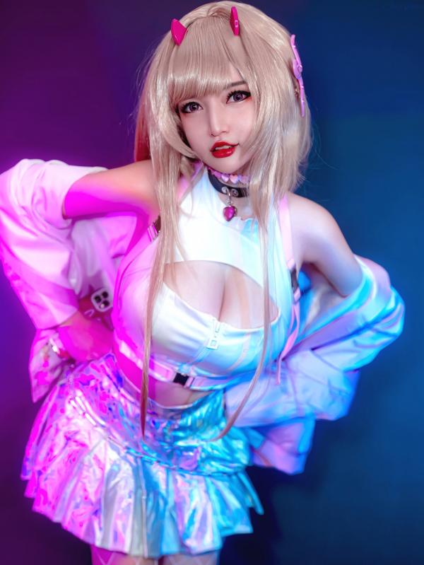    Potato-Godzilla-Viper-NIKKE二次元赛博朋克风Cosplay，绝美女神角色扮演，私房写真霓虹灯下尽显性感火辣诱惑第4张图片