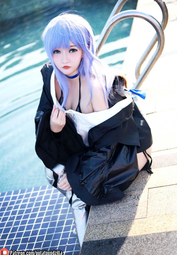    Potato-Godzilla-泳装-Meltryllis-二次元美少女角色扮演-泳池唯美私房写真第8张图片