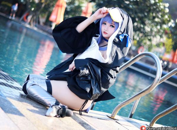    Potato-Godzilla-泳装-Meltryllis-二次元美少女角色扮演-泳池唯美私房写真第11张图片